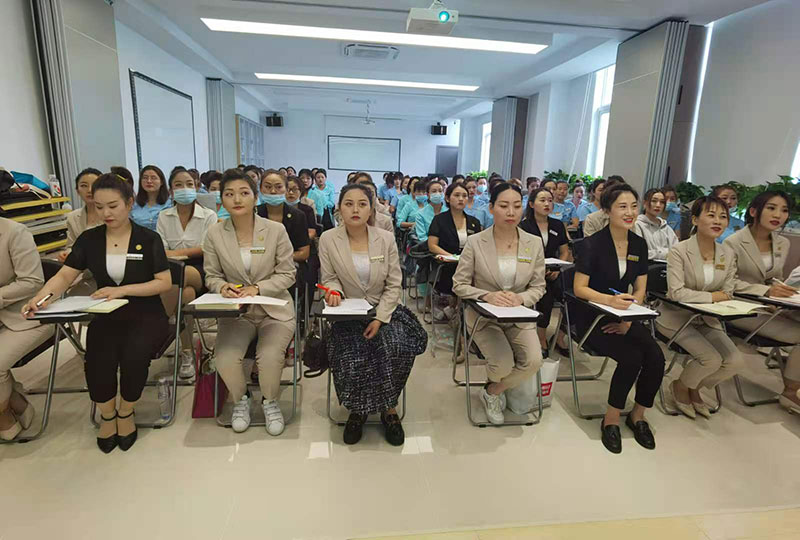 学习美容美发学校哪家好